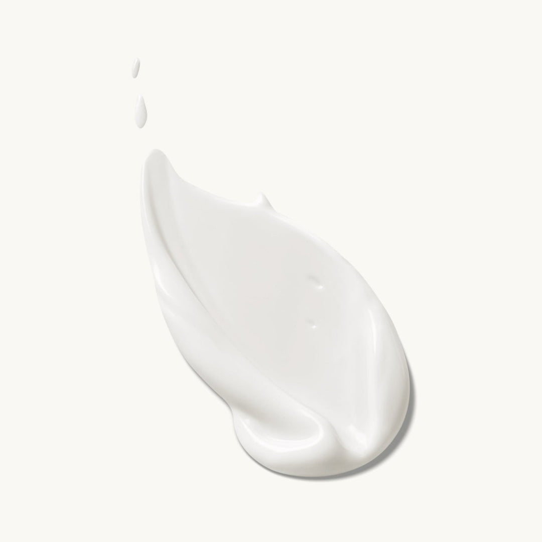 Lightweight white cream texture non-greasy 輕盈保濕霜質地