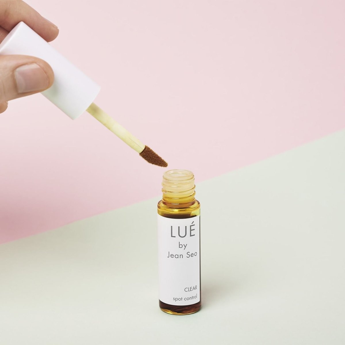 LUE Clear acne treatment applicator 12 herbal ingredients 12種草本去痘
