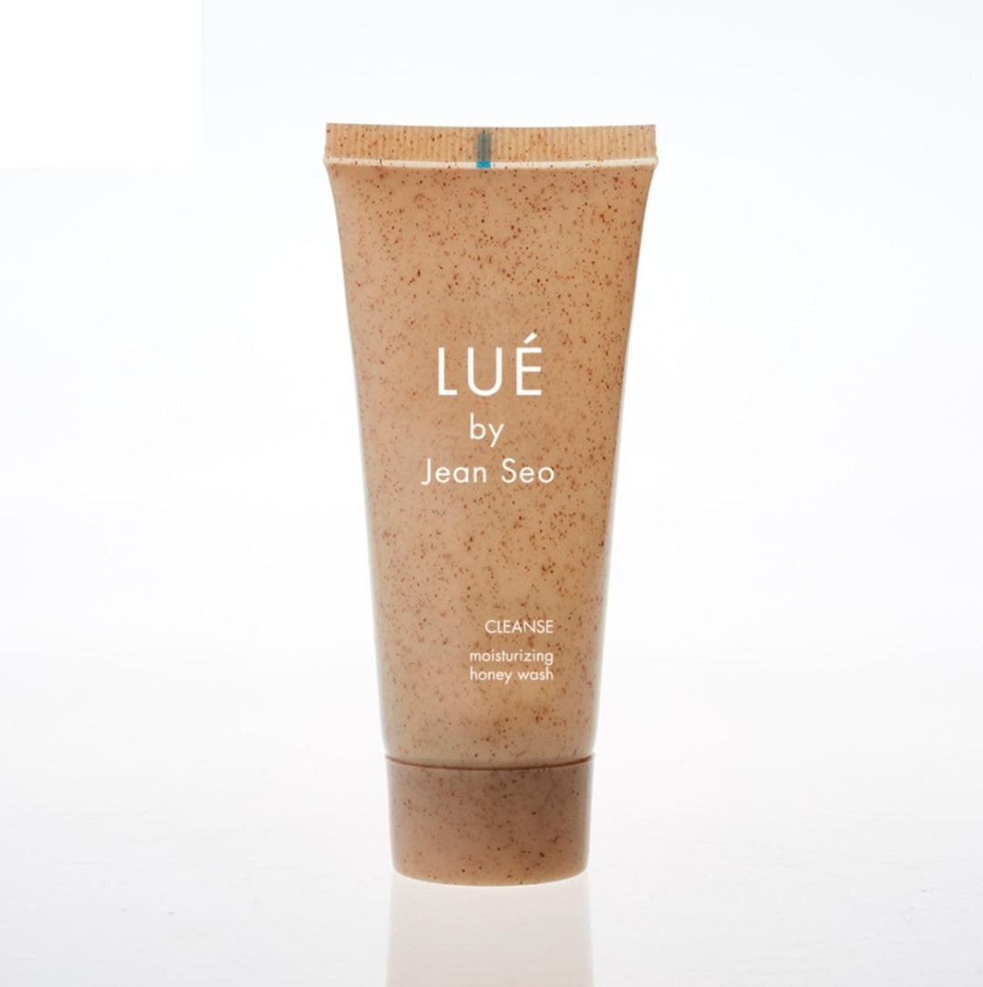 LUE Moisturizing Honey Wash bottle 40% raw honey cleanser - Clove Beauty